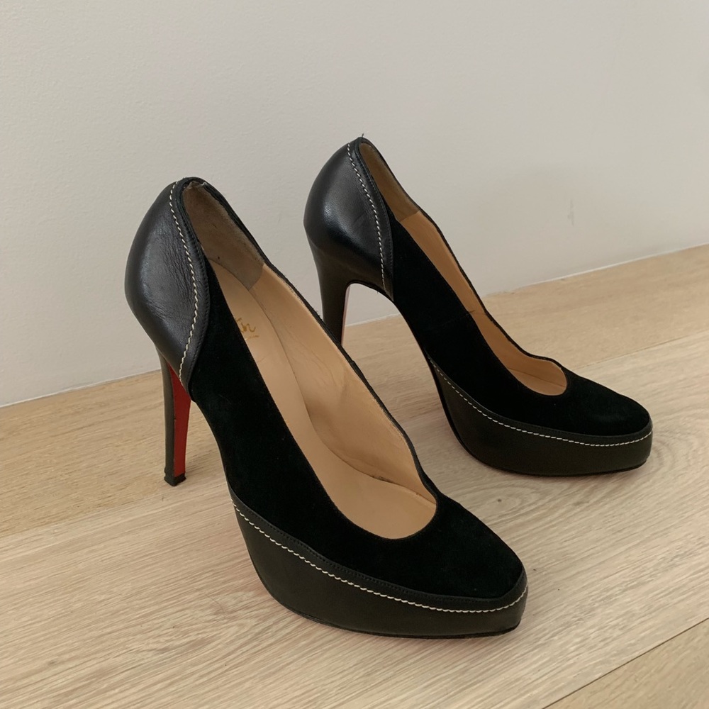 Christian Louboutin black leather/suede stilleto
